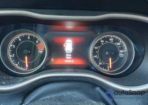 2016 Jeep Cherokee Limited z USA, uszkodzony, nr VIN 1C4PJMDB0GW255768